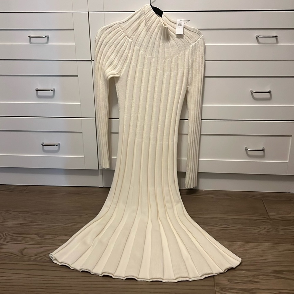 Banana republic factory ribbed midi length sweater dress in ivory- brand new